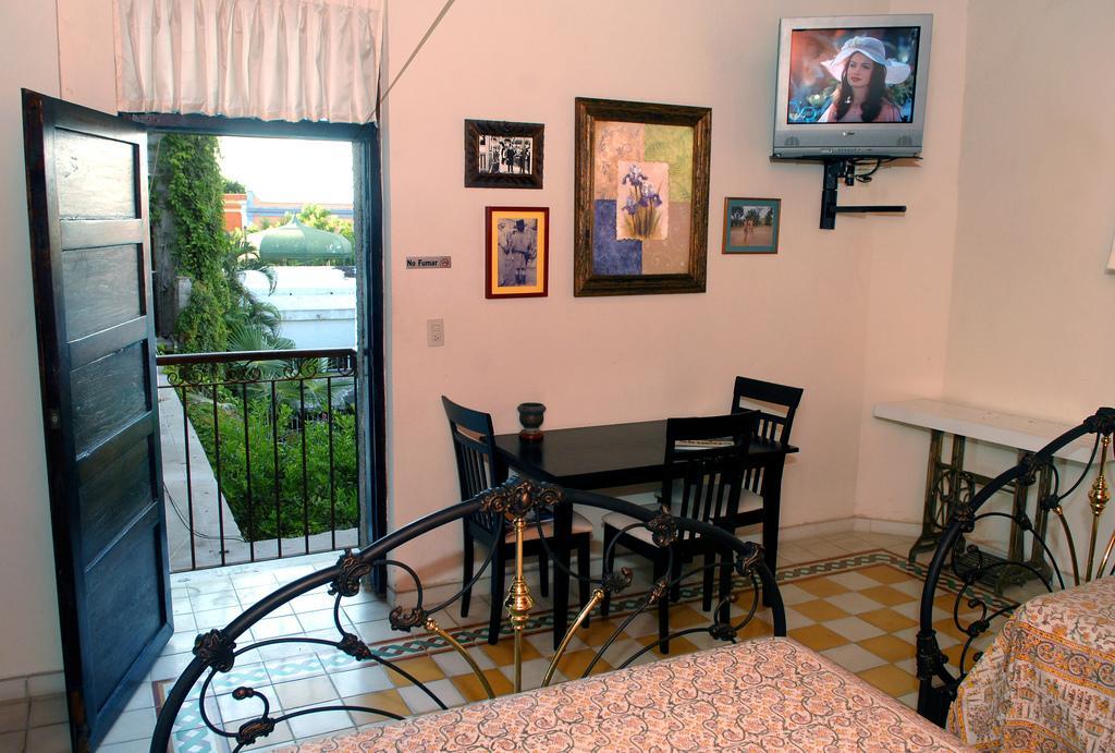 Hotel Machado Mazatlán Extérieur photo